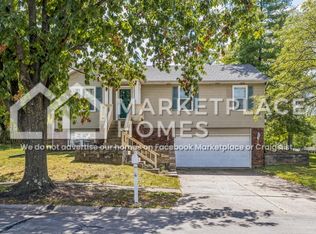502 Red Bridge Ct, Ballwin, MO 63021