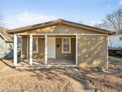 11432 E 17th St S, Independence, MO, 64052