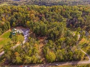 1581 Dumplin Valley Rd W, Dandridge, TN 37725