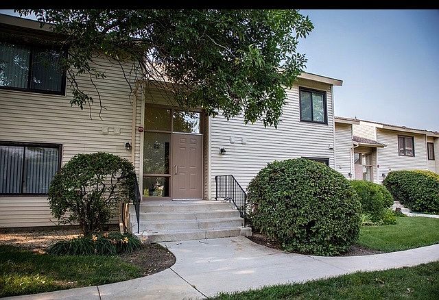 1st image of 82 Commonwealth Ct APT 2-A