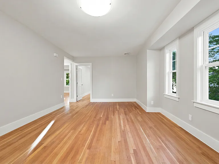 127-129 Palmer St #2 — Photo 31