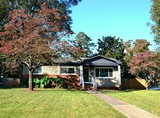 2300 Falmouth Rd, Charlotte, NC 28205