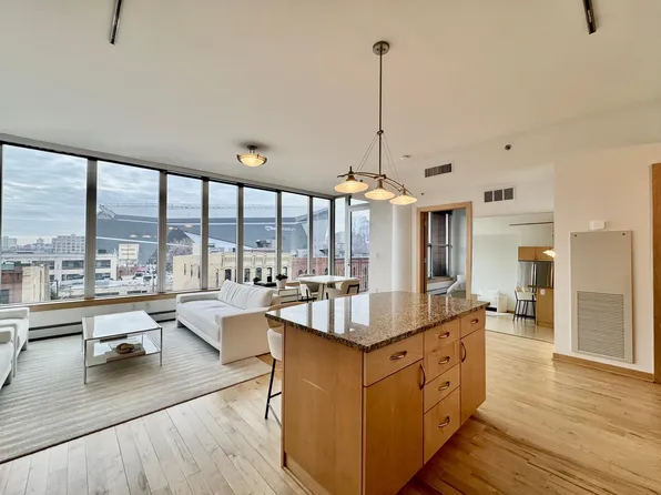 215 10th Ave S Unit 534, Minneapolis, MN 55415