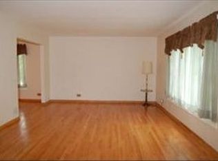 1969 Flagstaff Ct, Glendale Heights, IL 60139