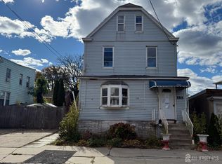 185 Lewis St, Perth Amboy, NJ 08861