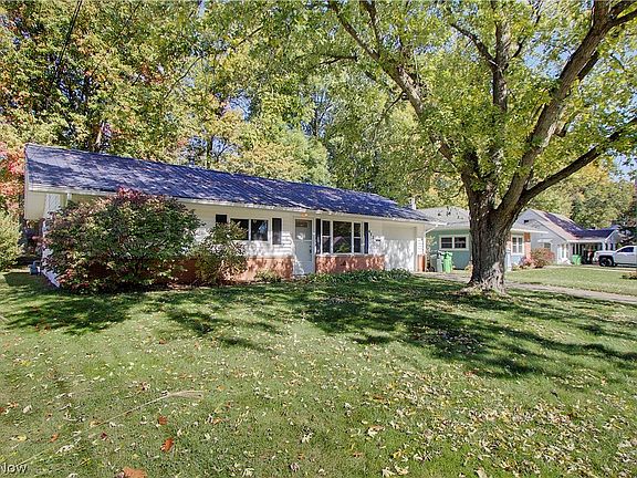3rd image of 477 Linwood Dr