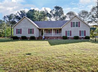 42 Gurwen Dr, Smithfield, VA 23430