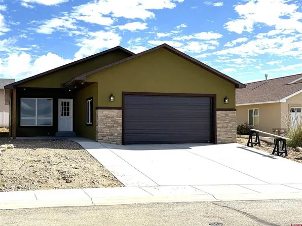 976 Bluffs Blvd, Cortez, CO 81321
