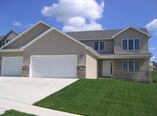 6184 Shetland Dr NW, Rochester, MN 55901