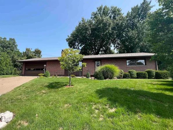 2322 Hill Rd, Quincy, IL 62305