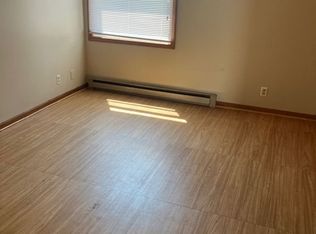 114 W Washington, Waynetown, IN 47990