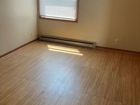 114 W Washington St #1
