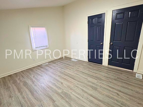 5th image of 820 Richardson St