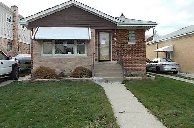 1st image of 4912 N Nagle Ave