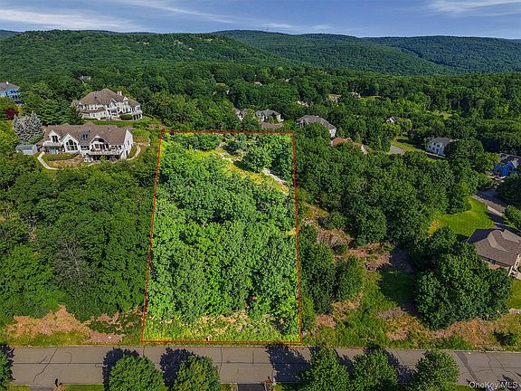 2nd image of 29 High Mountain Road