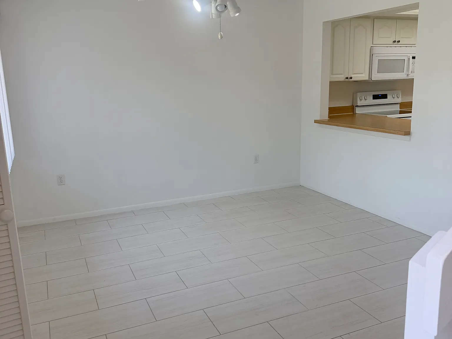 Sunridge Dr, Sarasota — Photo 2