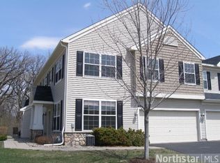 811 Braunworth Ct, Chaska, MN 55318