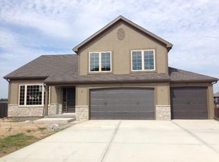 8624 NW Uttica Ave, Kansas City, MO 64153