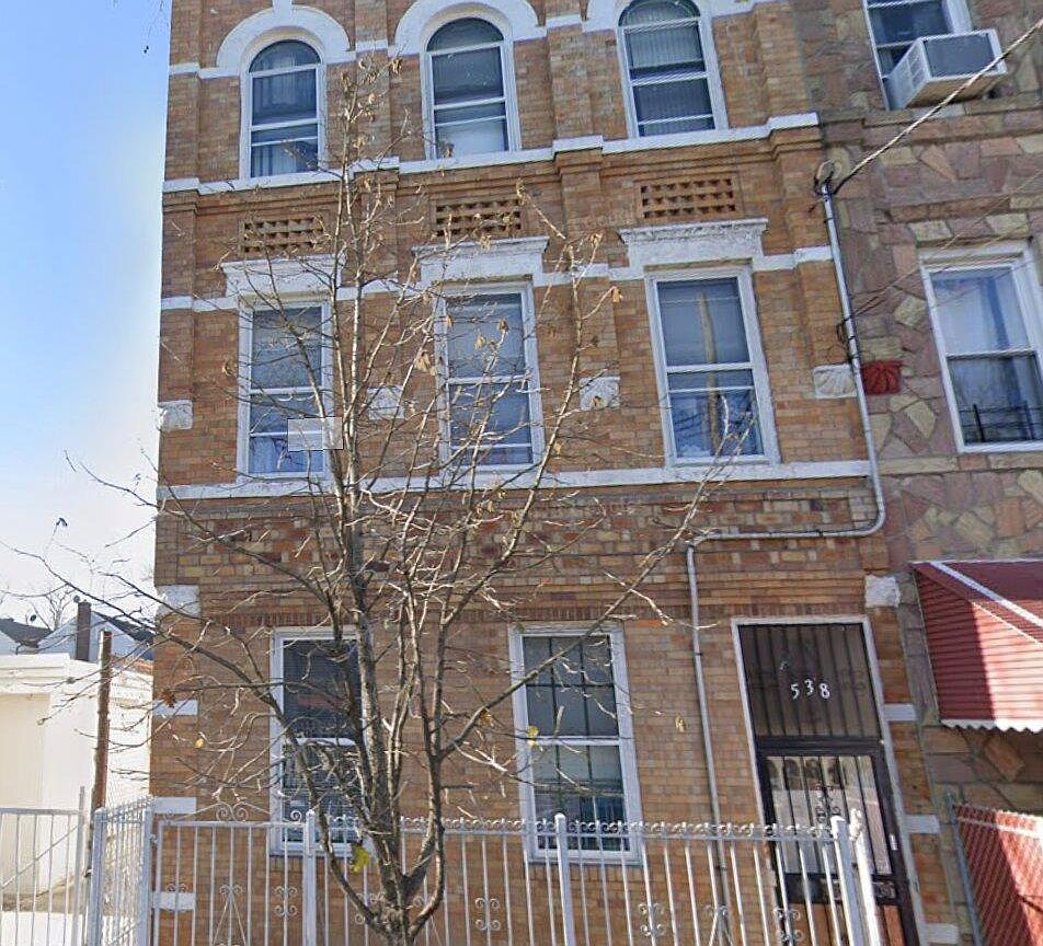 Primary listing photo