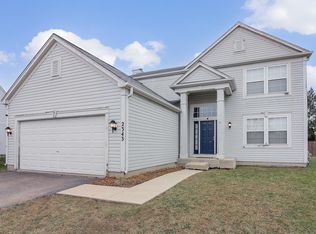 2343 Chesapeake Bay, Elgin, IL 60123