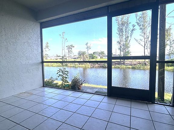4th image of 829 Gleason Pkwy APT 5