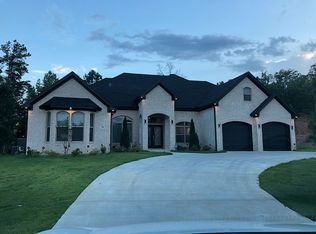 180 Blackburn Dr, Little Rock, AR 72211