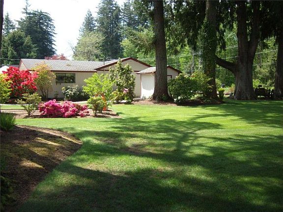 Easy care lawn with sprinkler system