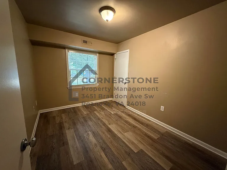 602 Day Ave SW #6 — Photo 3