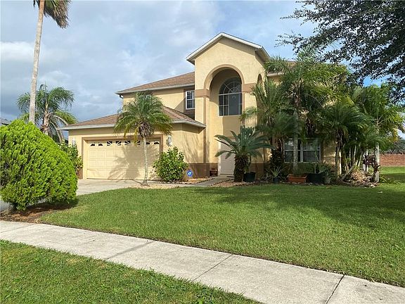 3rd image of 2509 Jasmine Trace Dr