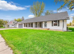 634 8th Ave E, Gooding, ID 83330