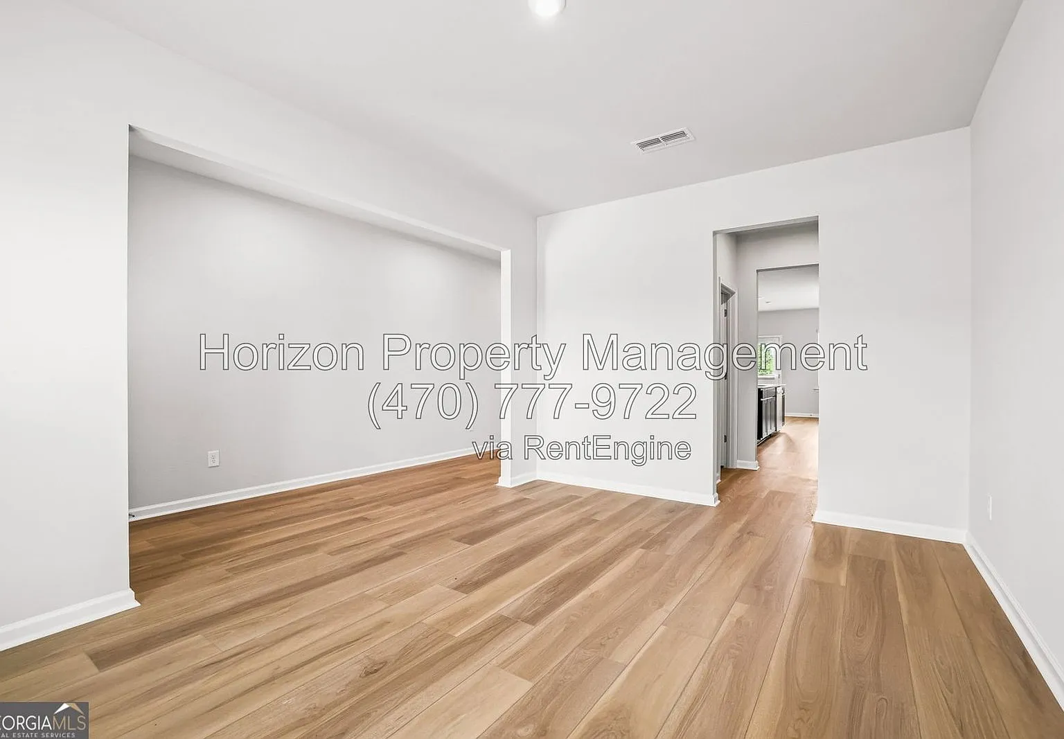 6 bed, 4.0 bath, 3922 sqft, $3,550 — Photo 2