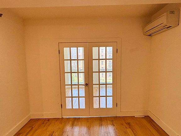 3rd image of 200 Linden Blvd #4J