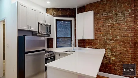 Rented by Bond New York