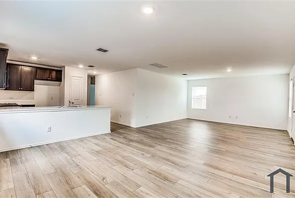 3017 Harper St — Photo 5