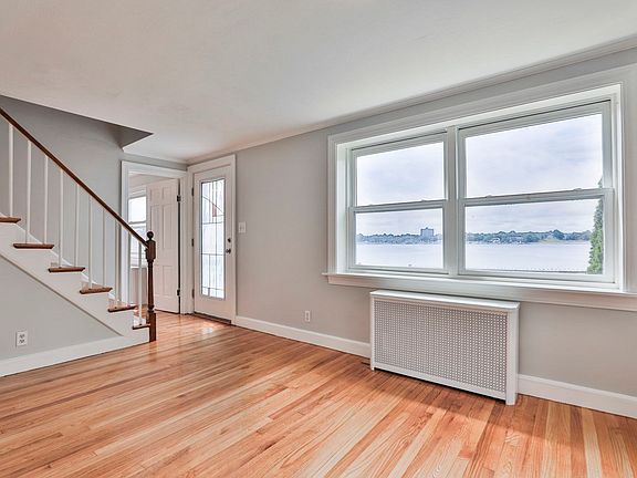 4th image of 244 Palmer St