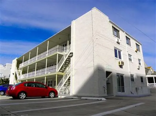 9315 Atlantic Ave, Margate, NJ 08402