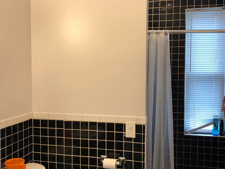 8-10 Oakland St #3 — Photo 7