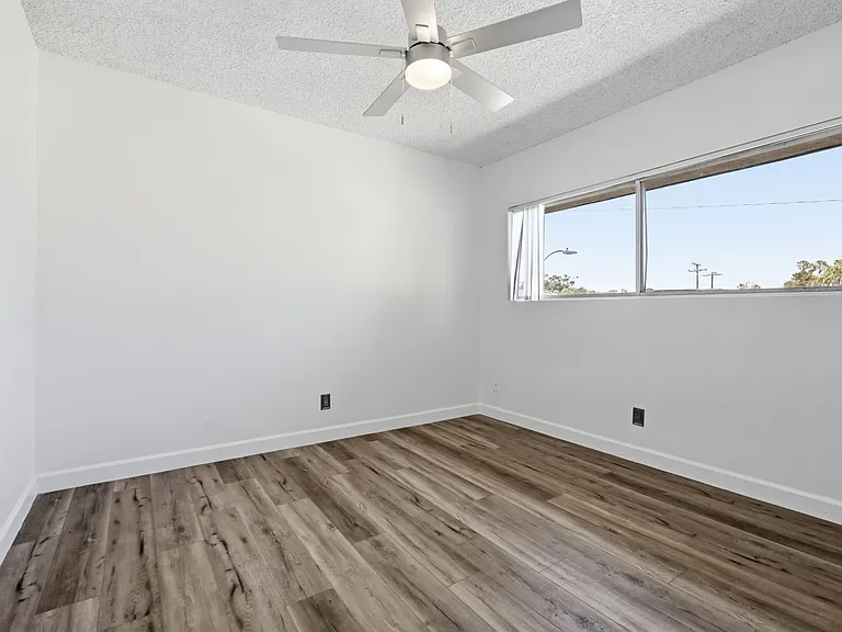 540 W Channel Islands Blvd #5 — Photo 19