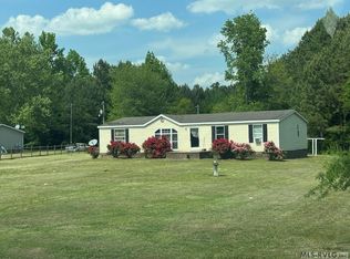 1050 Low Ground Rd, Emporia, VA 23847