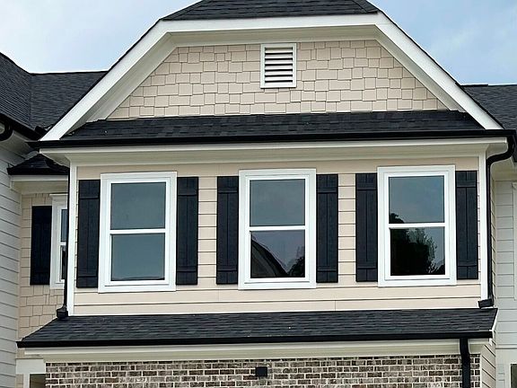 2nd image of 41 Crest Dr #7