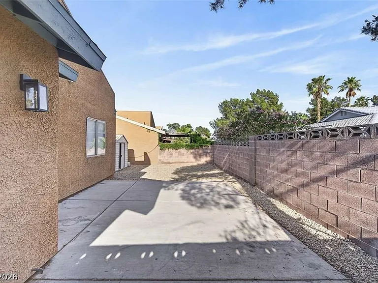 6529 Pinon Pine Way — Photo 37