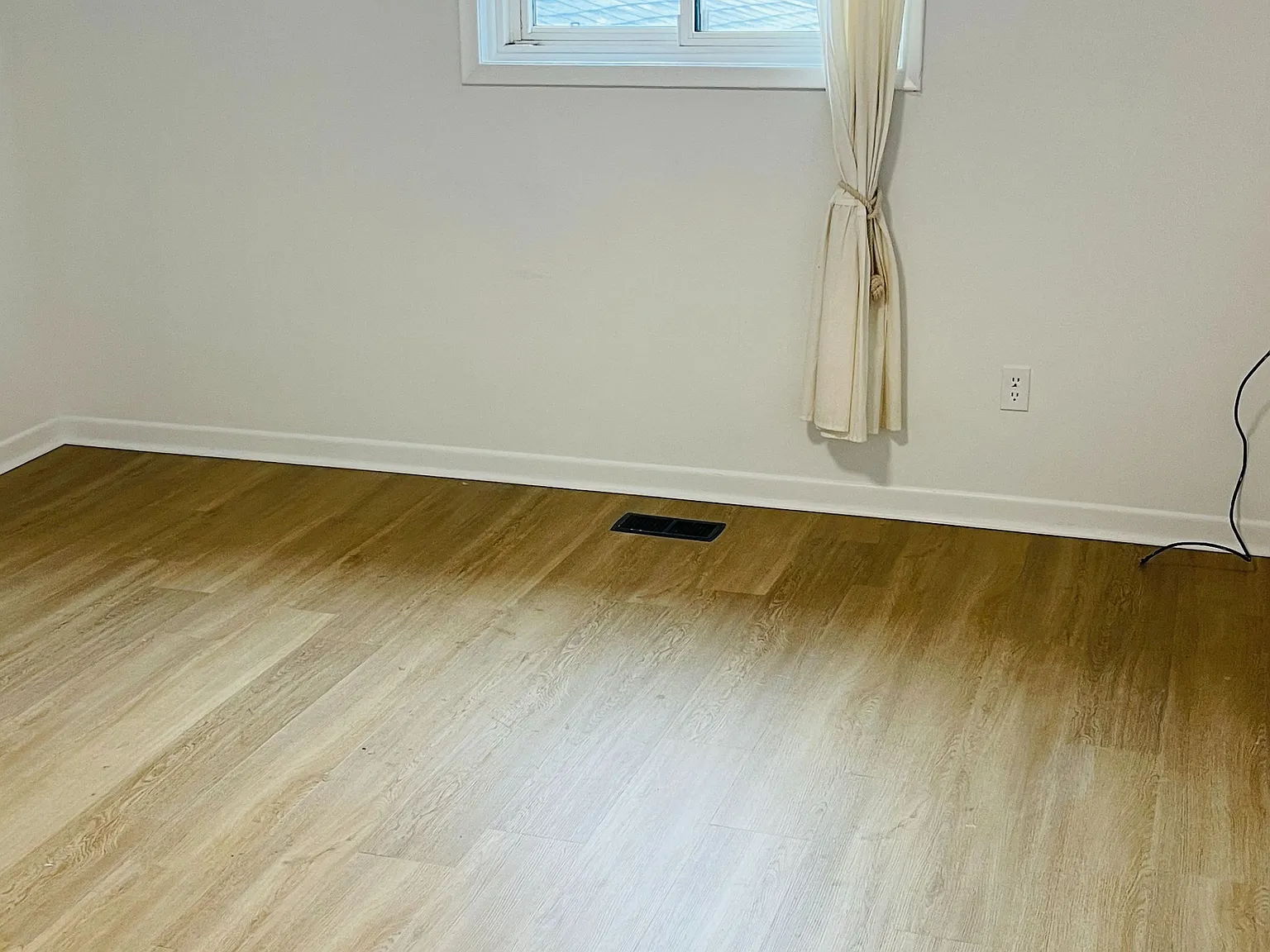 2 bed, $1,950 — Photo 2