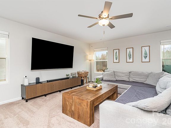 5th image of 1717 Nia Rd #33