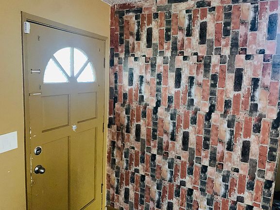 3rd image of 17151 Roscoe Blvd Unit 9