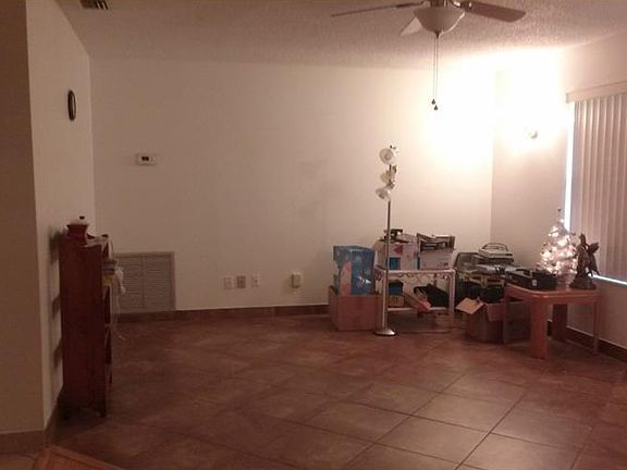 3rd image of 3261 Dellbrook Dr
