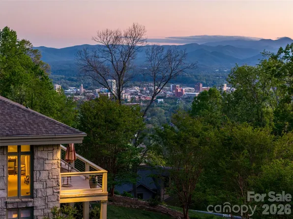 65 Crestwood Rd, Asheville, NC 28804