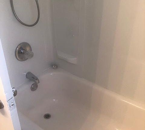 3rd image of 4509 Askew Ave