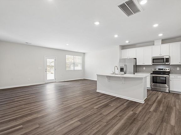 2nd image of 293 E Compass Way