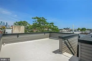 1331 S Bancroft St — Photo 24