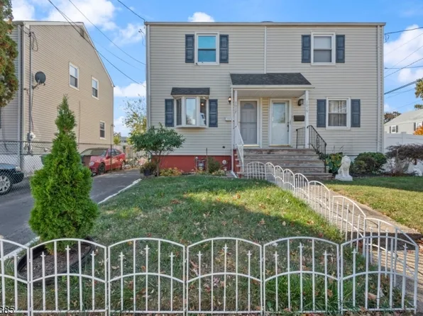 1017 Lincoln St, Linden City, NJ 07036